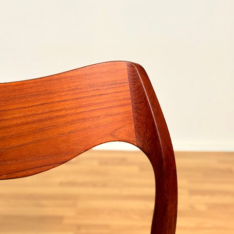 Danish set of 4 dining chairs 'model 71' by Niels O. Moller