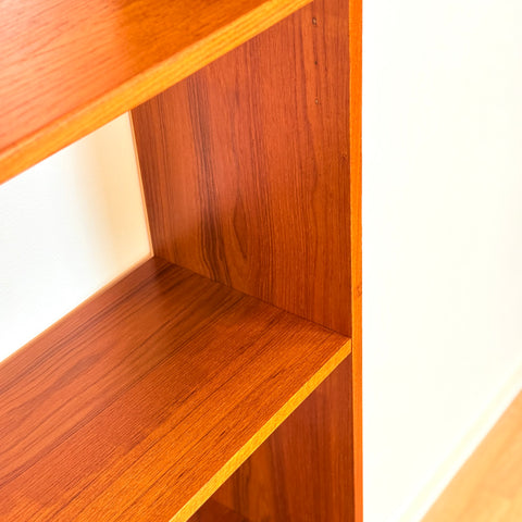 Bookshelf in teak