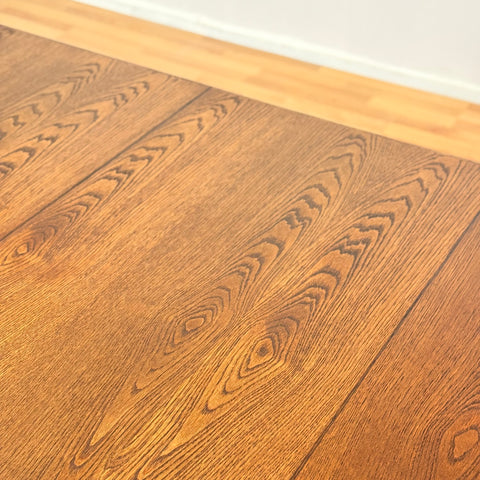 Danish oval dining table in oak by Skovby Møblefabrik