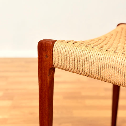 Danish set of 4 dining chairs 'model 71' by Niels O. Moller