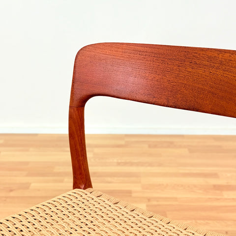 Danish set of 4 dining chairs 'model 75' by Niels O. Moller