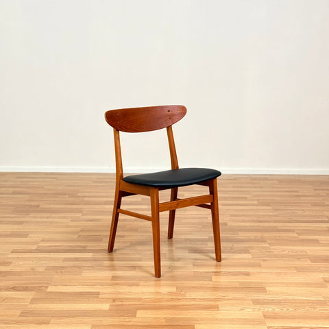 Danish set of 4 dining chairs 'model 210' in teak by Farstrup