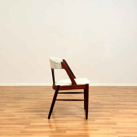 Danish set of 4 dining chairs in teak by Henning Kjærnulf