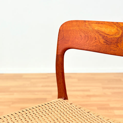 Danish set of 4 dining chairs 'model 75' by Niels O. Moller