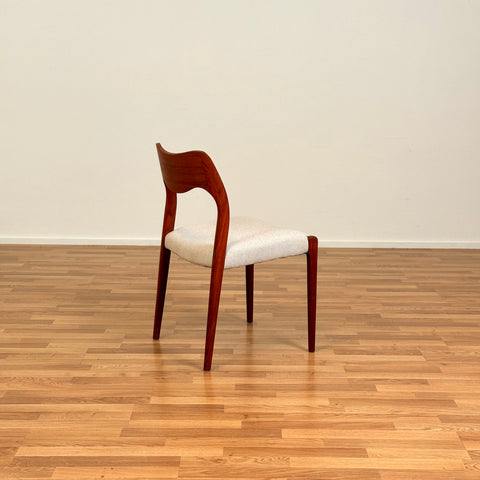 Danish set of 4 dining chairs 'model 71' by Niels O. Moller