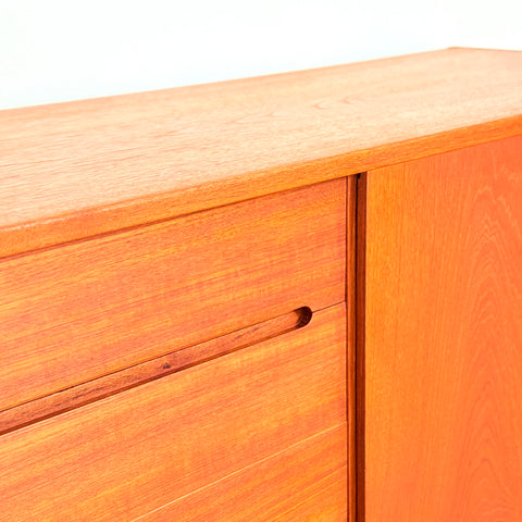 Swedish sideboard in teak by Nils Jonsson for Troeds, Bjärnum, model 'Arild'