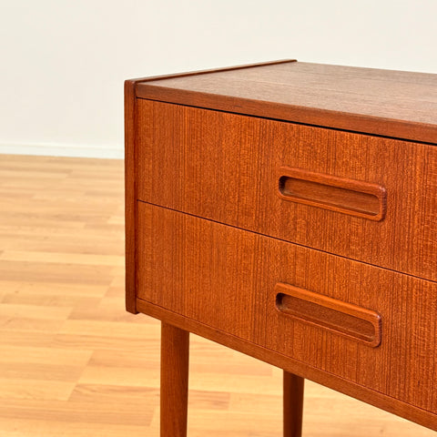 Danish chest of drawers in teak by Kjeld Bundgard