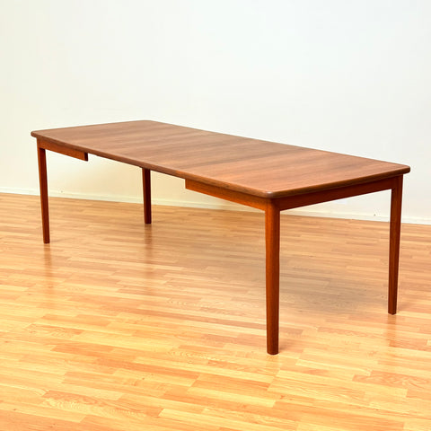Swedish rectangular dining table in teak by Ulferts Möbler