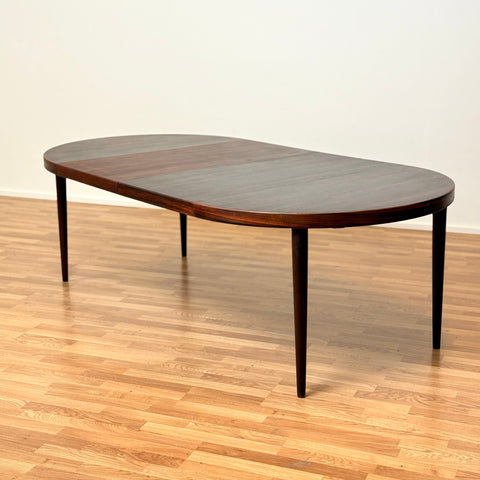 Danish round dining table by Kai Kristiansen for Feldballes Furniture Factory