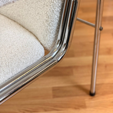 Two armchair in chrome model "Dodó"