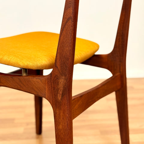 Danish set of 6 dining chairs in teak by Schiønning & Elgaard