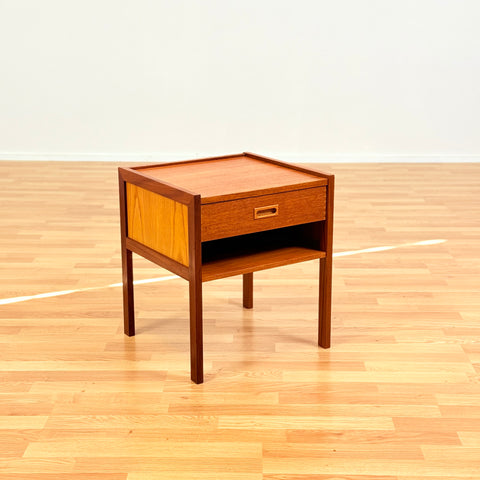Swedish bedside table in teak by Gillis Lundgren, IKEA