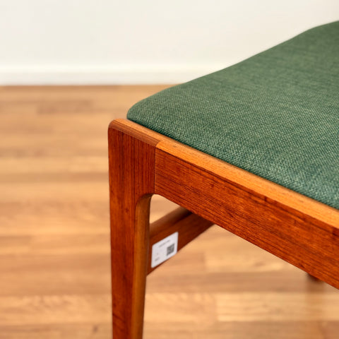 Danish set of 6 dining chairs in teak by Erik Buch