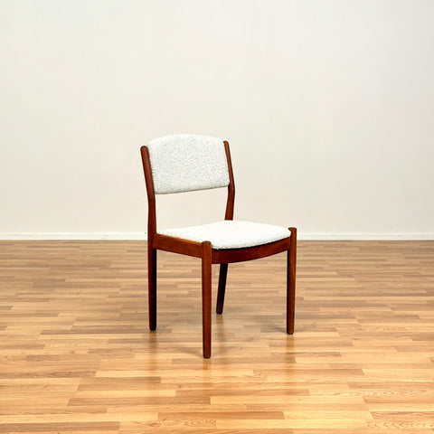 Danish set of 4 dining chairs in oak by FDB Møbler