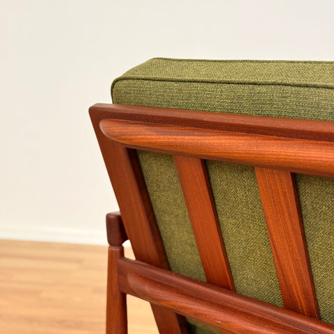 Swedish sofa "Kolding" by Erik Wörtz for IKEA