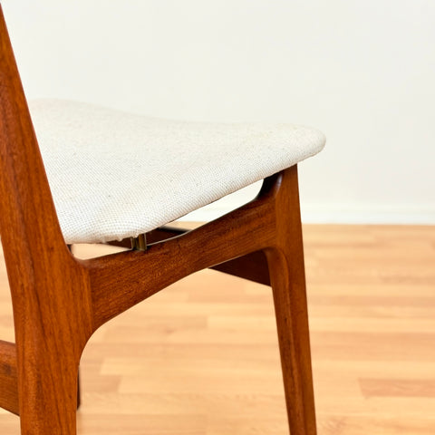 Danish set of 6 dining chairs in teak by Schiønning & Elgaard