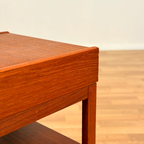 Swedish set of 2 bedside tables in teak