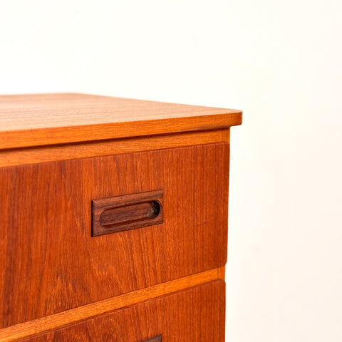 Chest of 3 drawers in teak, 1950s-60s, Denmark - Beyo Vintage