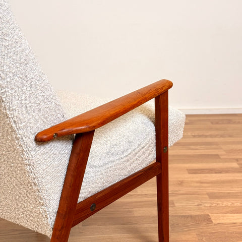 Armchair in bouclé & teak, 1950s-60s - Beyo Vintage