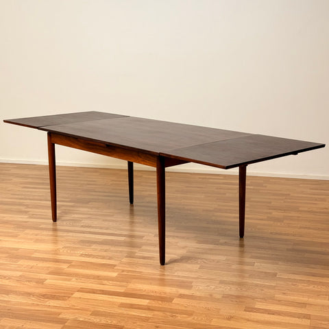 Danish dining table in Santos rosewood by Emil Clausen