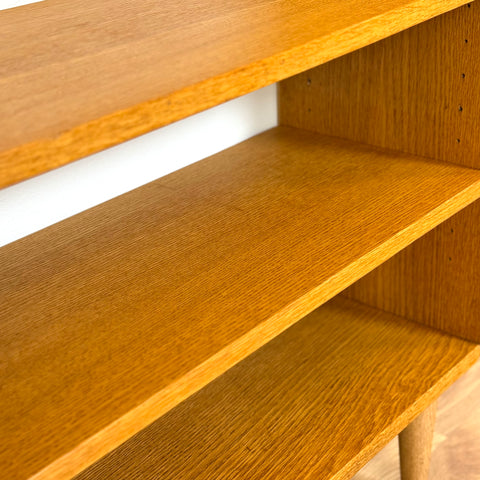 Bookshelf in oak, 1950s-60s, Denmark - Beyo Vintage