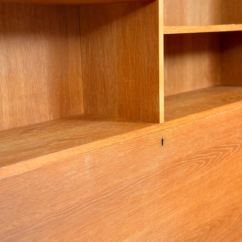 Bookshelf in oak by Åge Hundevad, 1960s-70s, Denmark