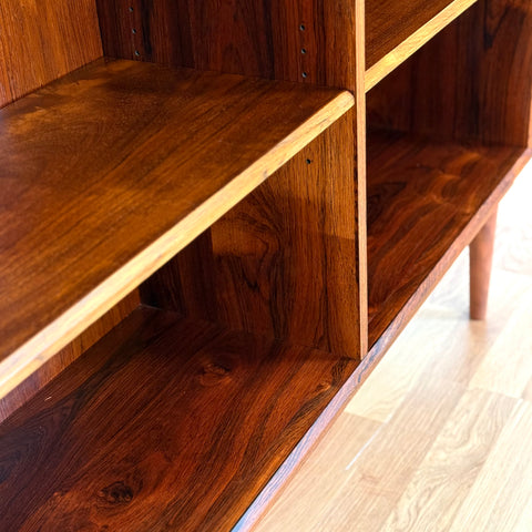 Bookshelf in Santos rosewood, 1950s-60s, Denmark - Beyo Vintage