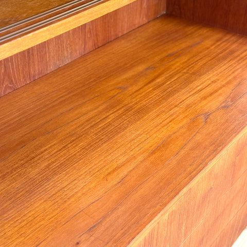 Bookshelf in teak, 1950s-60s, Denmark - Beyo Vintage