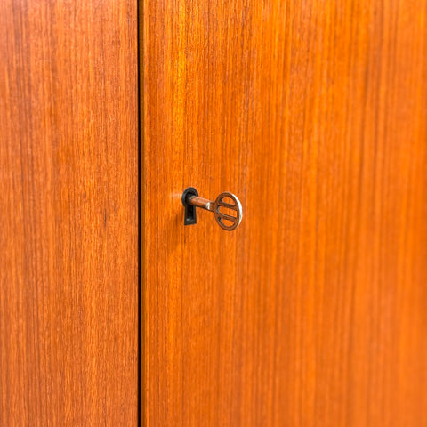 Bookshelf in teak, 1950s-60s, Sweden - Beyo Vintage