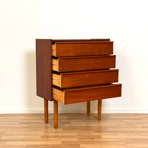 Chest of 4 drawers, 1950s-60s, Denmark - Beyo Vintage