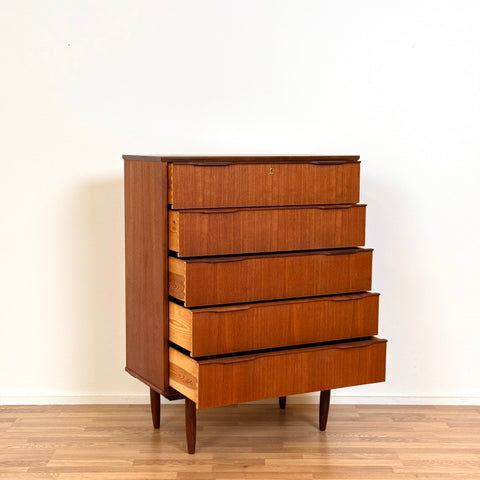 Chest of 5 drawers in teak, 1950s-60s, Denmark - Beyo Vintage