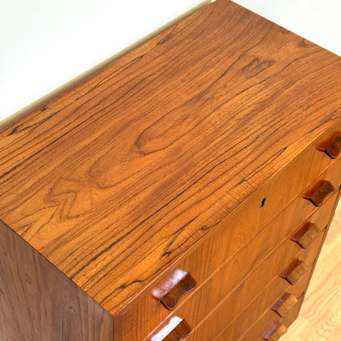 Chest of 6 drawers in teak, 1950s-60s, Denmark - Beyo Vintage