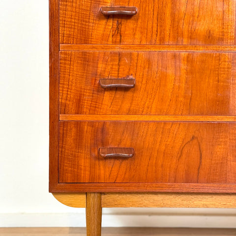 Chest of 6 drawers in teak, 1950s-60s, Denmark - Beyo Vintage