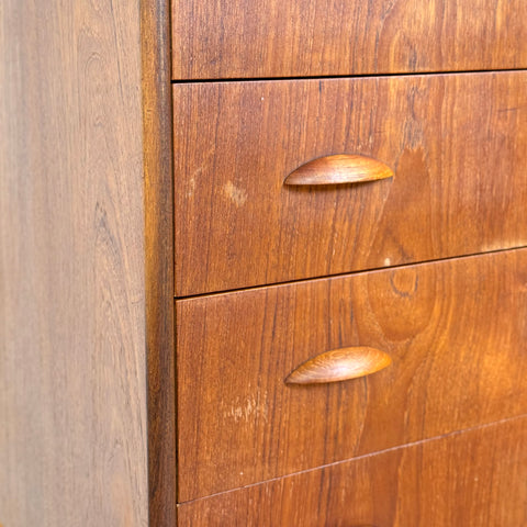 Chest of 6 drawers in teak, 1950s-60s, Denmark - Beyo Vintage