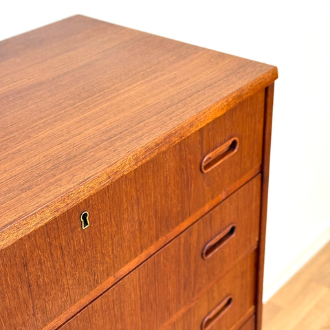 Chest of 6 drawers in teak, 1950s-60s, Denmark - Beyo Vintage