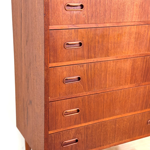 Chest of 6 drawers in teak, 1950s-60s, Denmark - Beyo Vintage