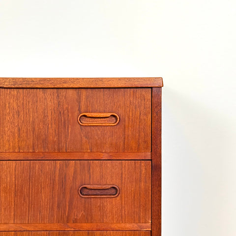 Chest of 6 drawers in teak, 1950s-60s, Denmark - Beyo Vintage