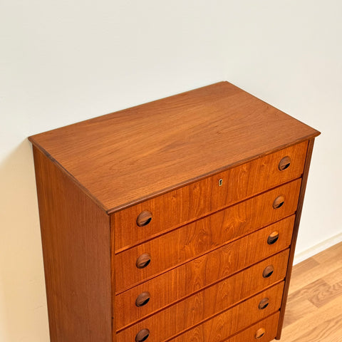 Chest of drawers in teak, 1950s-60s, Denmark - Beyo Vintage