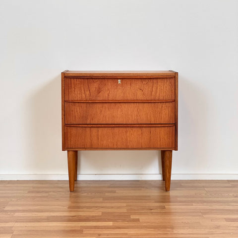 Chest of 3 drawers, 1950s-60s, Denmark - Beyo Vintage