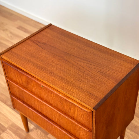 Chest of 3 drawers, 1950s-60s, Denmark - Beyo Vintage