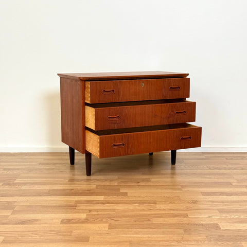 Chest of drawers in teak, 1950s-60s, Denmark - Beyo Vintage