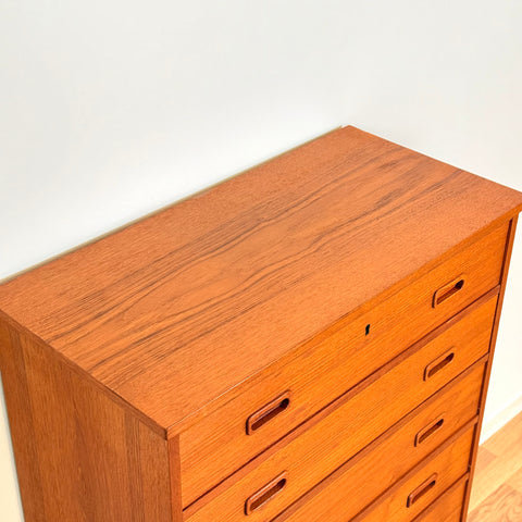 Chest of 7 drawers in teak, 1950s-60s, Denmark - Beyo Vintage