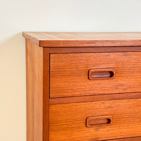Chest of 7 drawers in teak, 1950s-60s, Denmark - Beyo Vintage