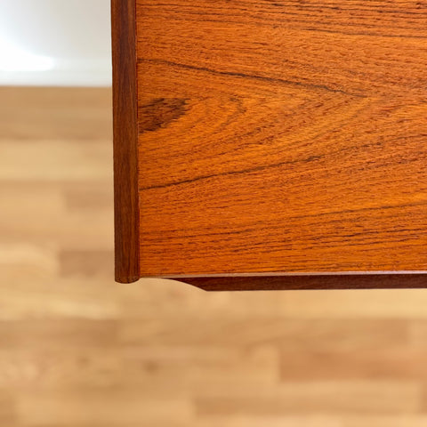 Chest of 6 drawers in teak, 1950s-60s, Denmark - Beyo Vintage