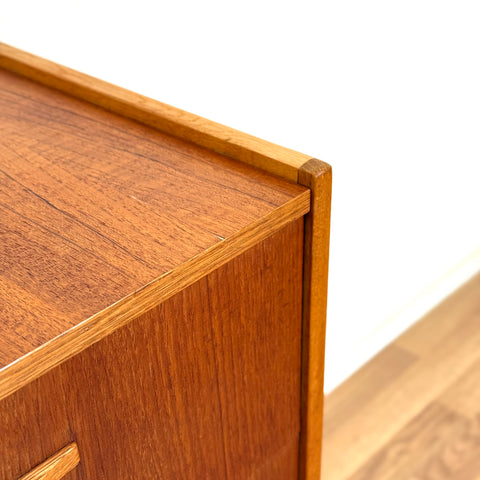 Chest of drawers in teak, 1950s-60s, Sweden - Beyo Vintage