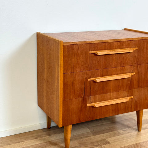 Chest of drawers in teak, 1950s-60s, Sweden - Beyo Vintage