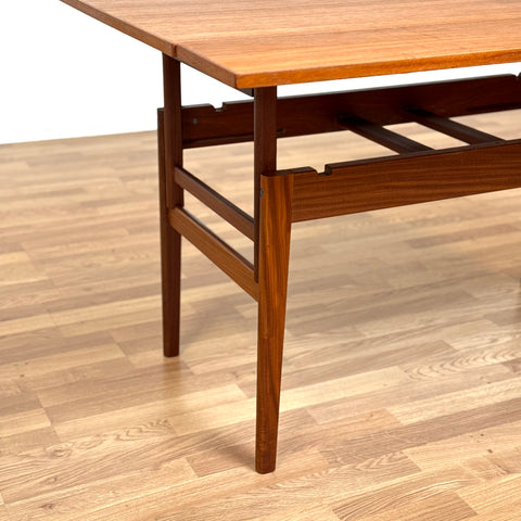 Coffee/Dining table in teak, 1950s-60s, Denmark - Beyo Vintage