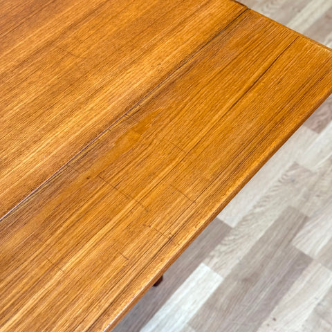 Coffee/Dining table in teak, 1950s-60s, Denmark - Beyo Vintage