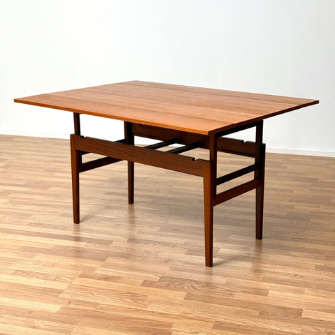Coffee/Dining table in teak, 1950s-60s, Denmark - Beyo Vintage