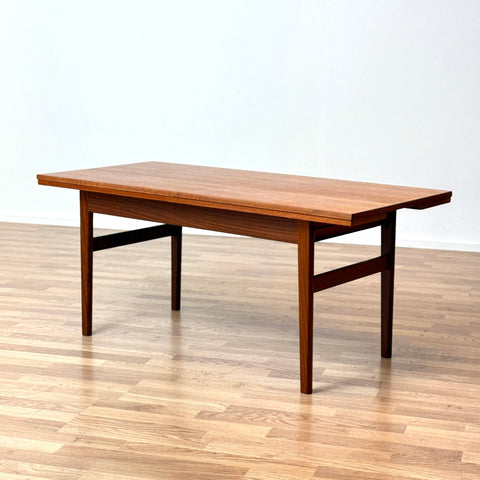 Coffee/Dining table in teak, 1950s-60s, Denmark - Beyo Vintage